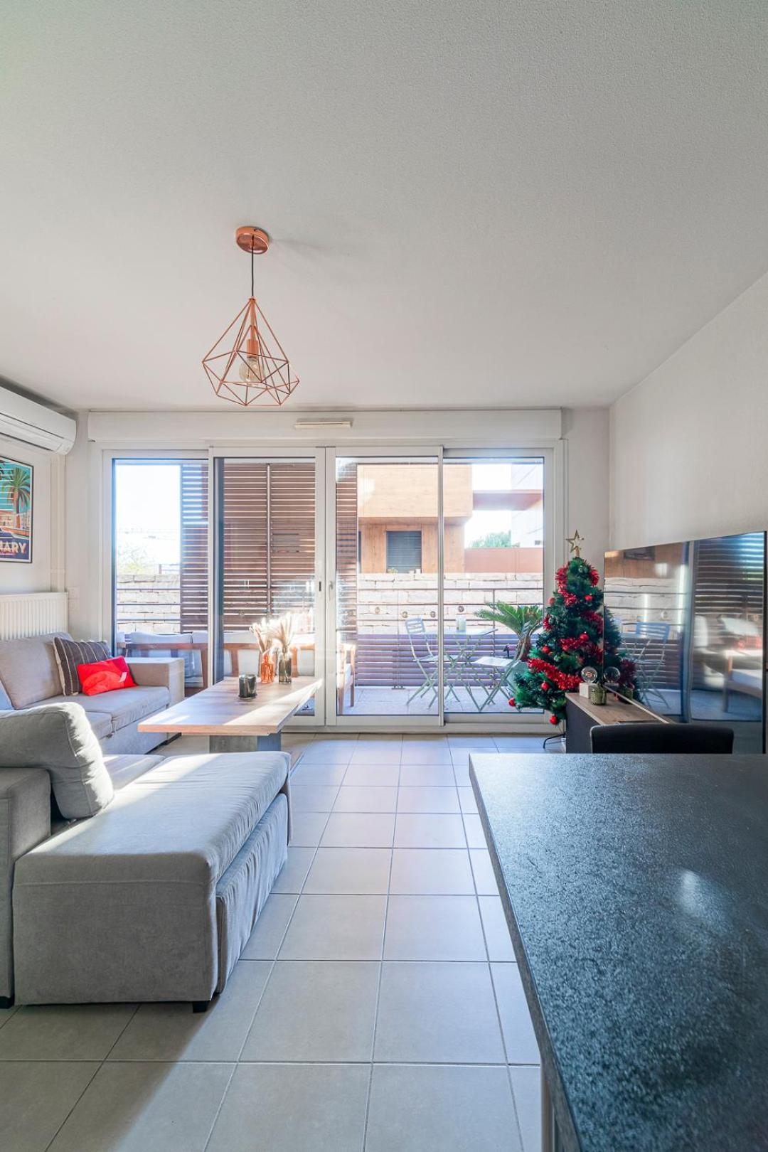 Appartement Charmant Au Porte De Montpellier Saint-Jean-de-Védas Exterior foto