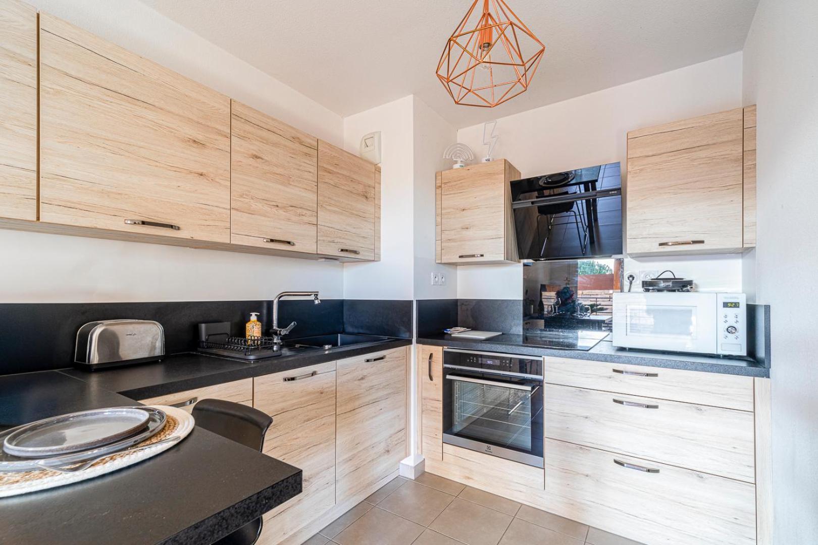 Appartement Charmant Au Porte De Montpellier Saint-Jean-de-Védas Exterior foto